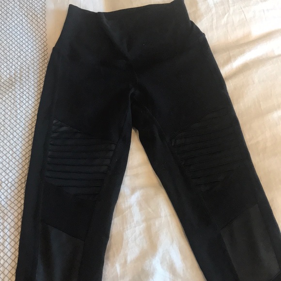 Alo high waisted moto leggings xs - Picture 2 of 4